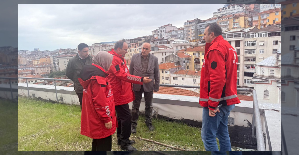 Şişli’de sağanak yağıştan etkilenen okullar incelendi