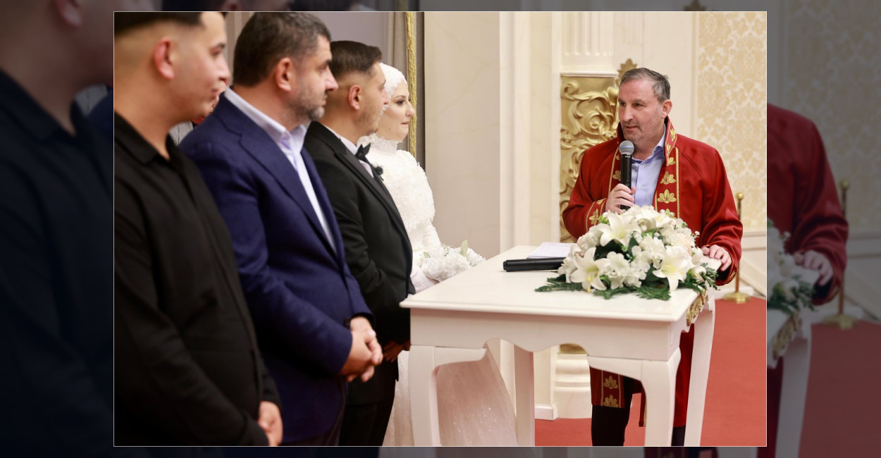 Sultanbeyli Belediye Başkanı Nikah Kıydı