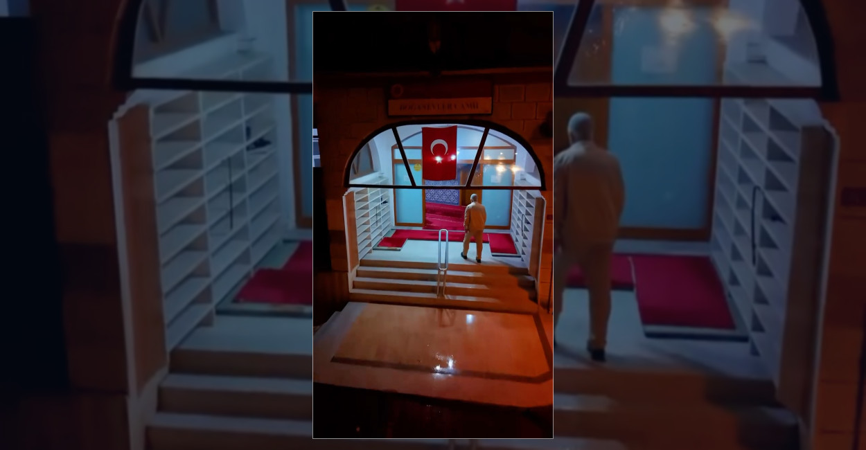 Ümraniye Doğanevler Camii’nde Cuma Gecesi Programı